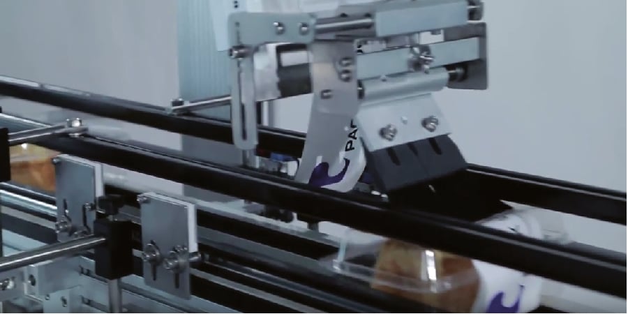 Top and Bottom Labeling Machines for the Fresh Food Industry
